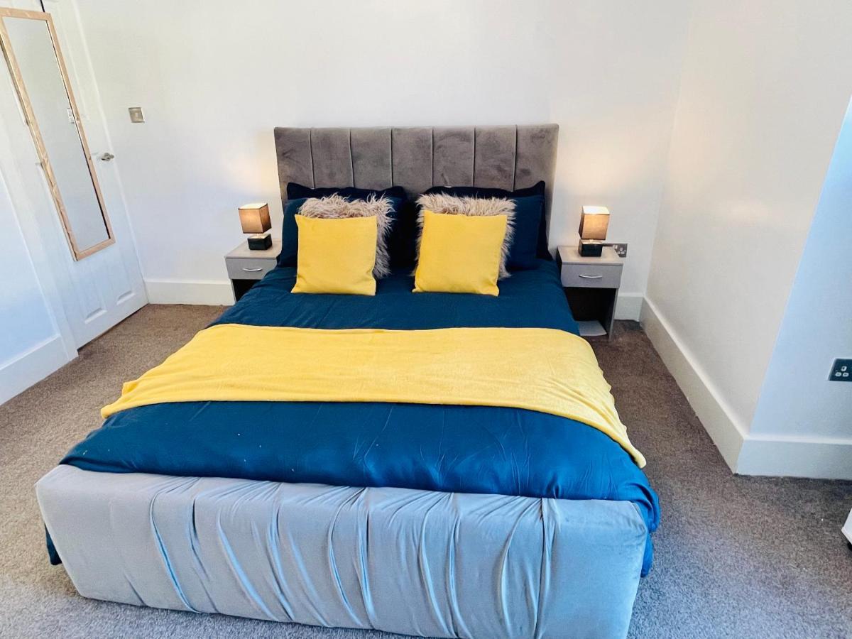 Cheerful -2 Bedroom Holiday Home Kingston upon Hull Exteriör bild